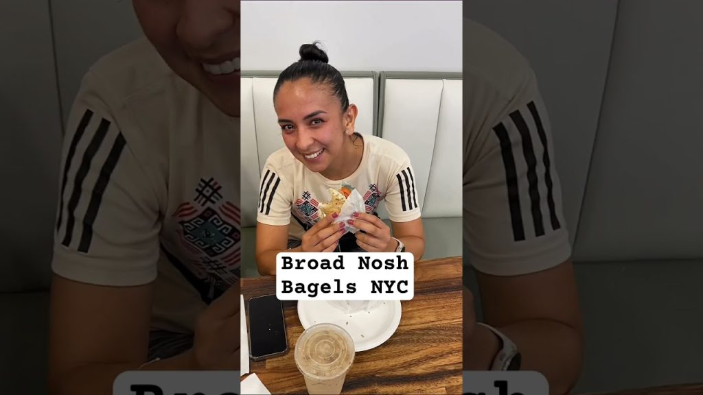 Broad Nosh Bagels NYC #shorts